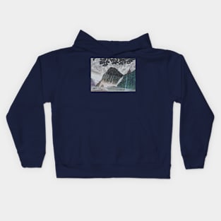 A rainy day in Milford Sound, New Zealand Kids Hoodie